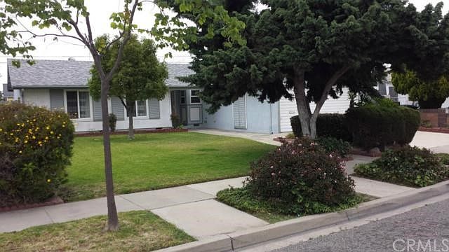 2nd image of 9451 Shell Cir