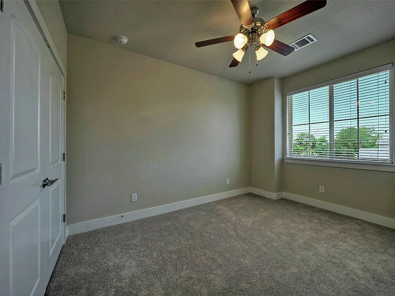 508 High Tech Dr #B — Photo 19