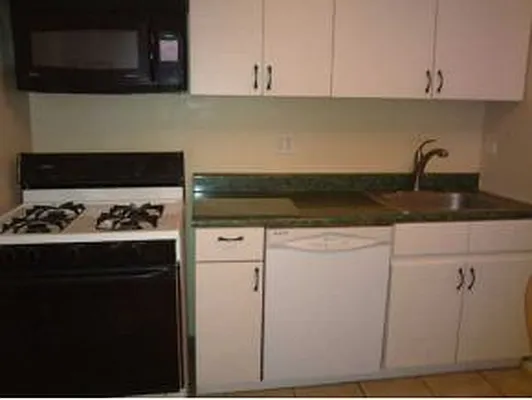 Sold by Maximillion Realty, Inc. | media 8