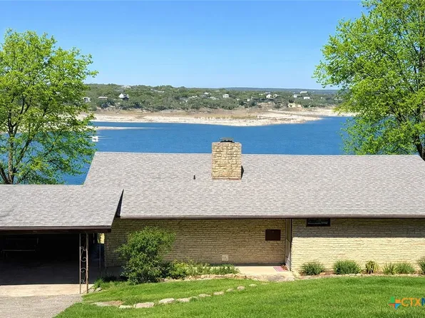 937 Hillcrest Frst, Canyon Lake, TX 78133