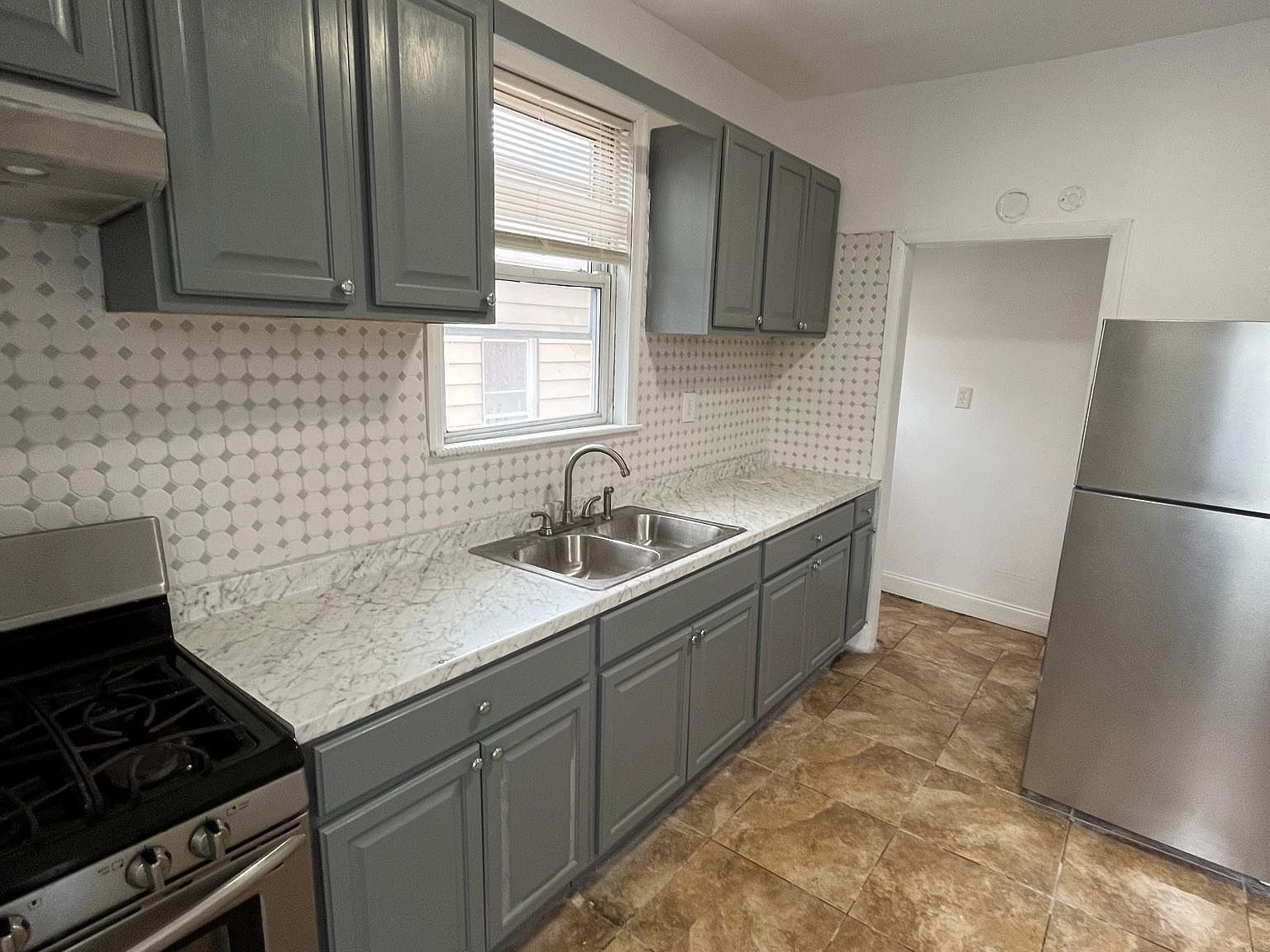 221 Conklin Ave FLOOR 2, Hillside, NJ 07205 Zillow