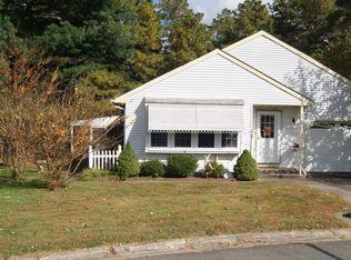 4 Brooklane Ct #60, Whiting, NJ 08759