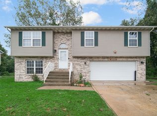 6655 Palm Ave, Portage, IN 46368