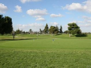 9399 Siskin Ave, Fountain Valley, CA 92708