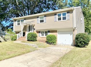 146 Linbrook Dr, Newport News, VA 23602