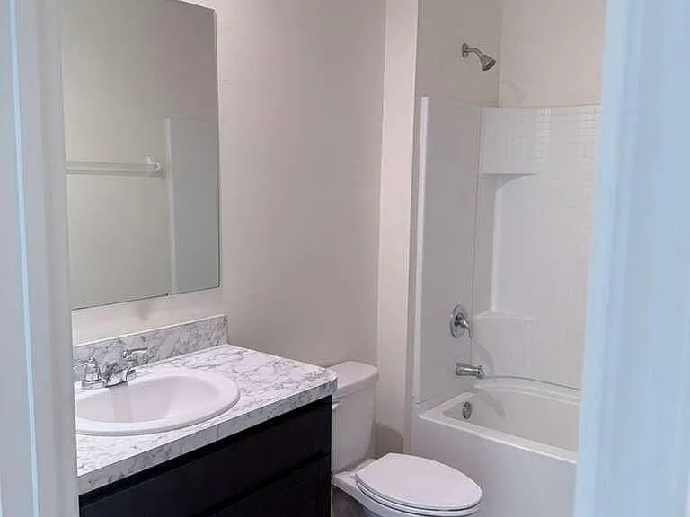 609 Concha St NW — Photo 12
