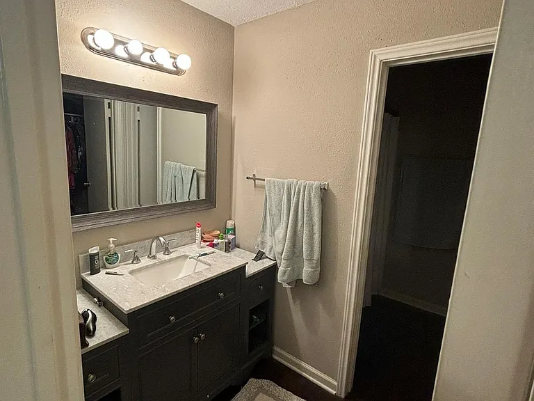 19510 Lazy Valley Dr — Photo 11