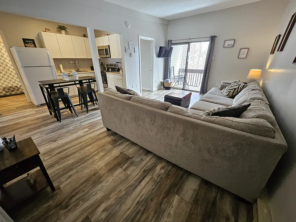 9 Treetop Cir #134