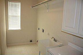 1st image of 1333 Bradbury Dr