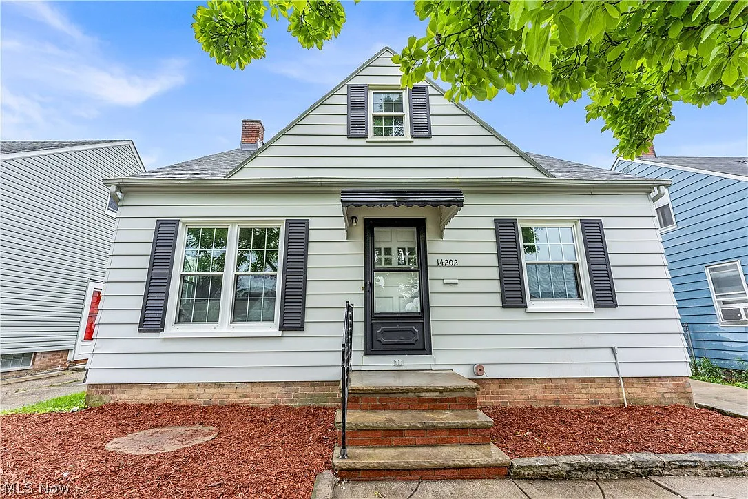 14202 Reddington Ave photo 1