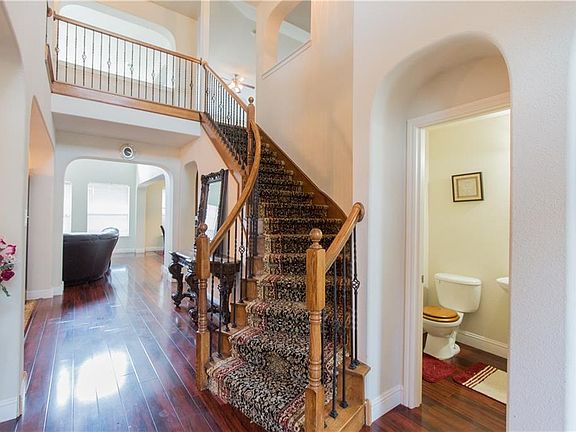 4th image of 5551 Clay Ct