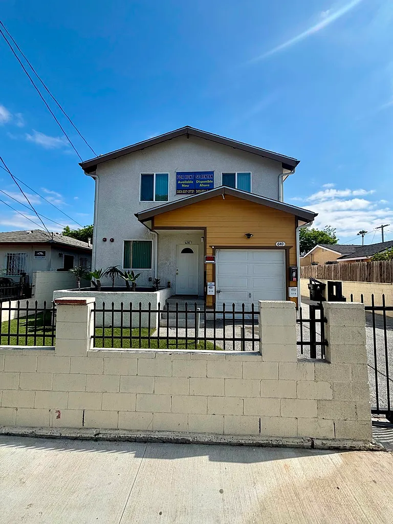 5 bed, 1854 sqft, $3,900 — Photo 1