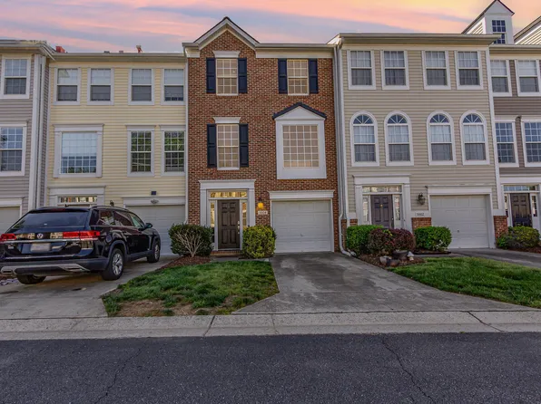 5504 Crabtree Park Ct, Raleigh, NC 27612