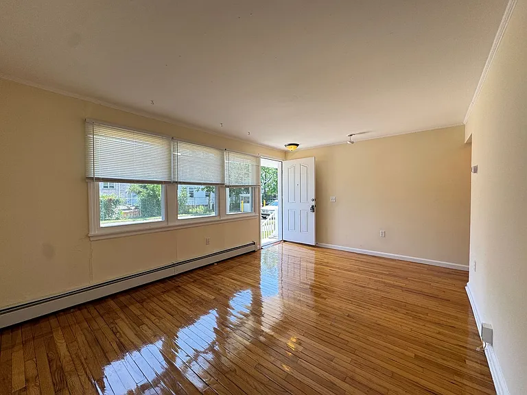 1 Savin Ct — Photo 7