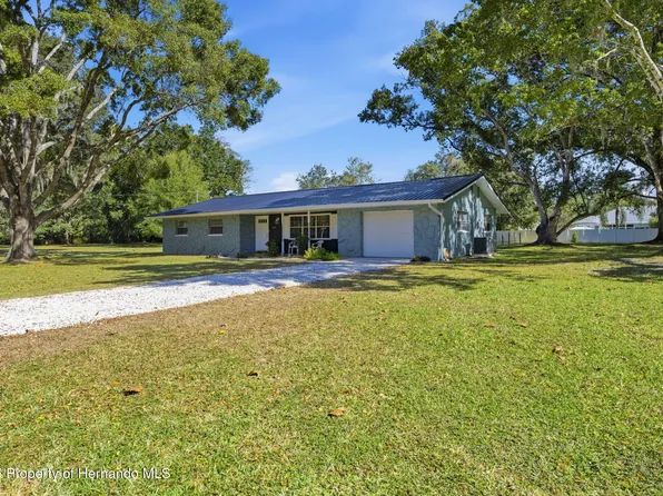 8066 Redbud Ln, Brooksville, FL 34601