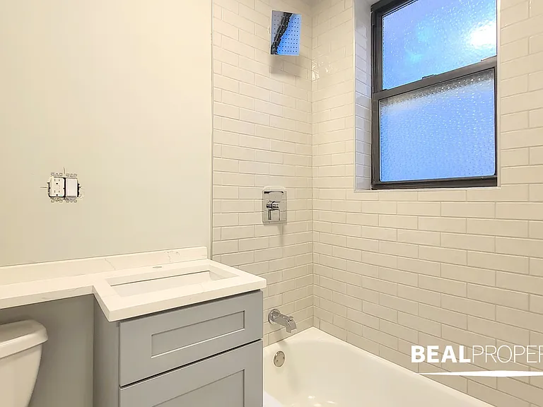 505 West Belmont Ave — Photo 82