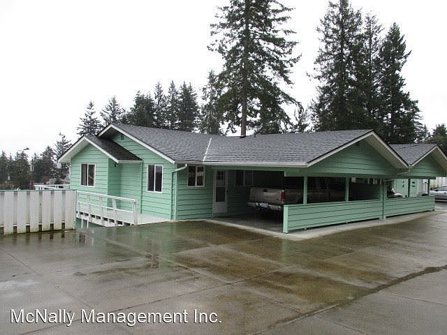 1st image of 6013 Soundview Dr #B