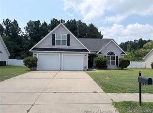 735 Fairfield Cir, Raeford, NC 28376