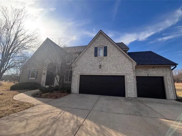 17570 Bond Ave, Overland Park, KS 66221