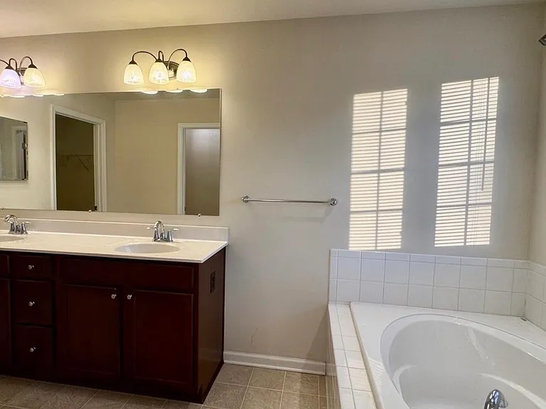 20955 Brunswick Ln — Photo 7
