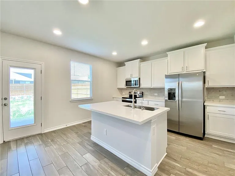 208 Caisson Trl — Photo 6
