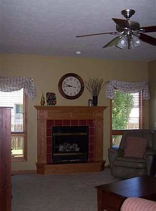2nd image of 1525 Brewer Dr