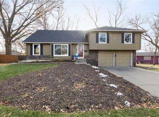 9609 Hardy St, Overland Park, KS 66212