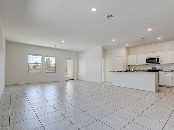 4th image of 10950 N 165th Ave