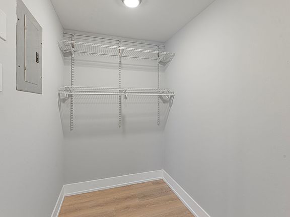 5th image of 1632-44 W Howard St #301