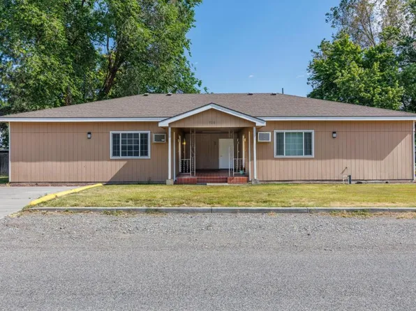920 W Entiat Ave APT B, Kennewick, WA 99336