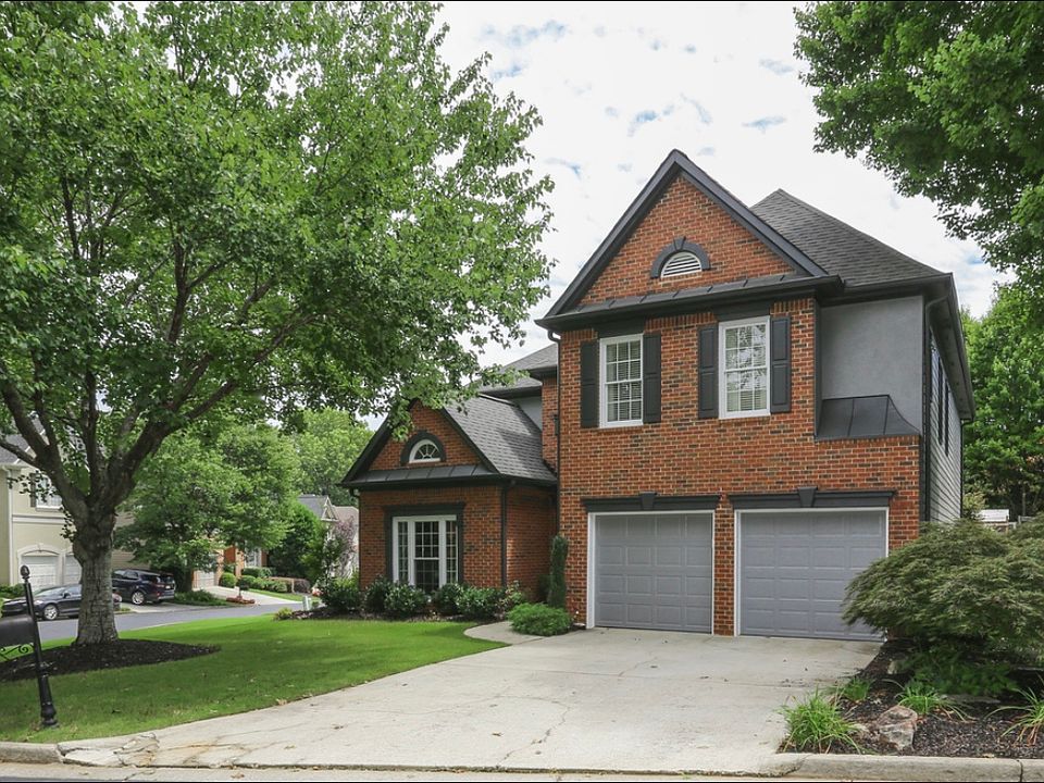 1st image of 950 Lancaster Walk