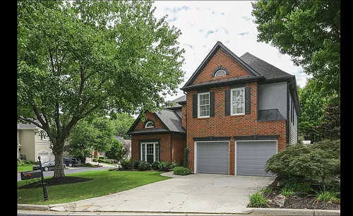 950 Lancaster Walk Photo 1