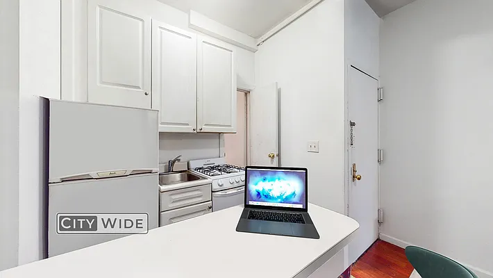 Rented by City Wide Apartments | media 5