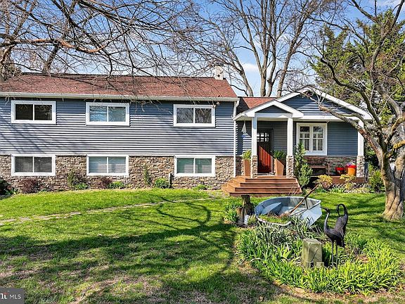 2nd image of 2020 Poplar Ridge Rd