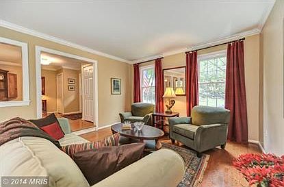 4th image of 5305 Lindsay St
