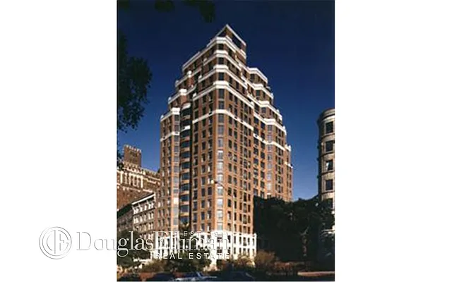 Rented by Douglas Elliman | media 15