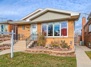 6842 W 64th St, Chicago, IL 60638