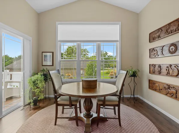 1806 Dondee Rd, Madison, WI 53716