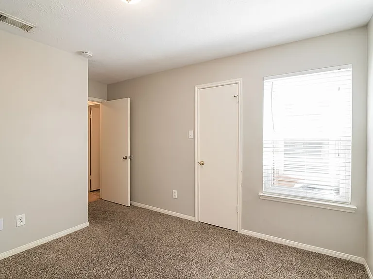 12231 Innisfall Cir — Photo 11