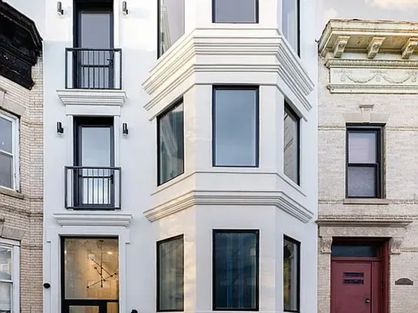 473 Bainbridge St #2B, Brooklyn, NY 11233