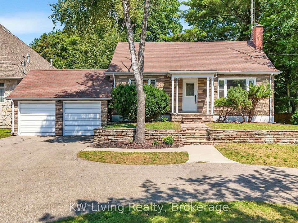 1st image of 2463 Camilla Rd