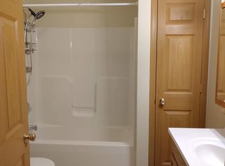 106 S 3rd St #6, Malta, IL 60150