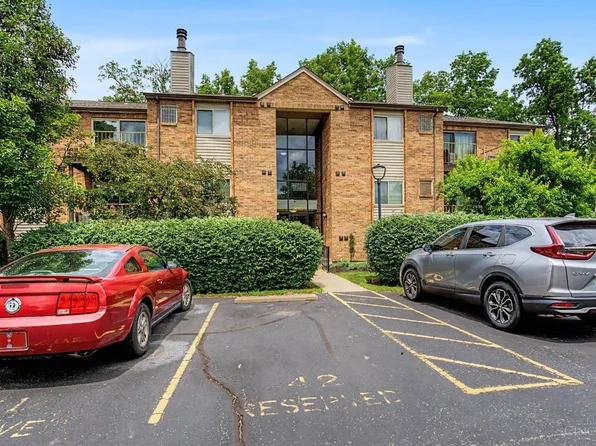 5981 Meadowcreek Dr #8, Milford, OH 45150
