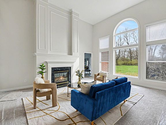 4th image of 745 Compton Rd