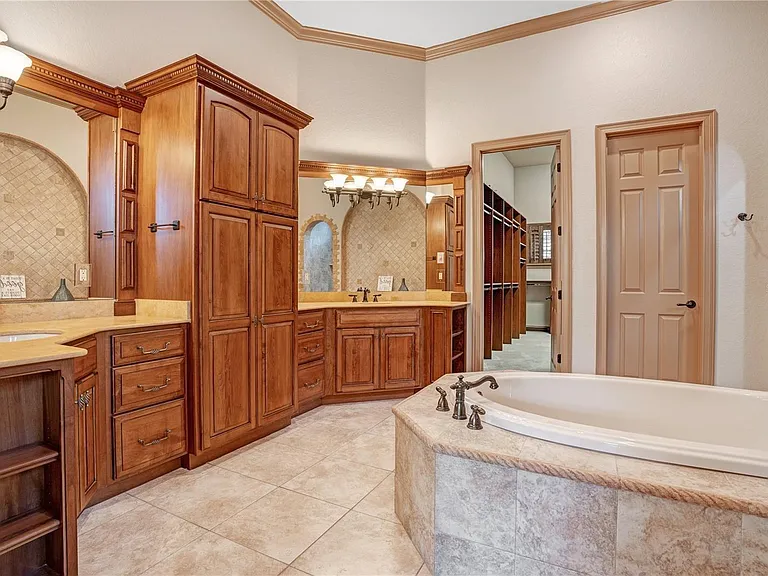 11050 Coniston Way — Photo 31