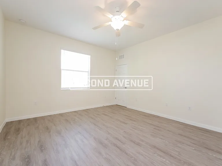 1411 NW 9th Ave — Photo 10