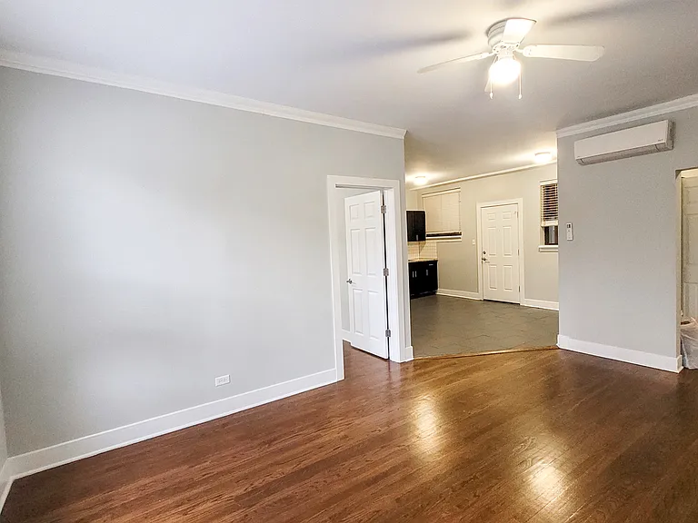 5527-5537 S Everett Ave — Photo 24