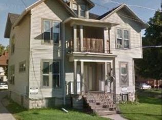 614 Amherst Ave APT A, Oshkosh, WI 54901