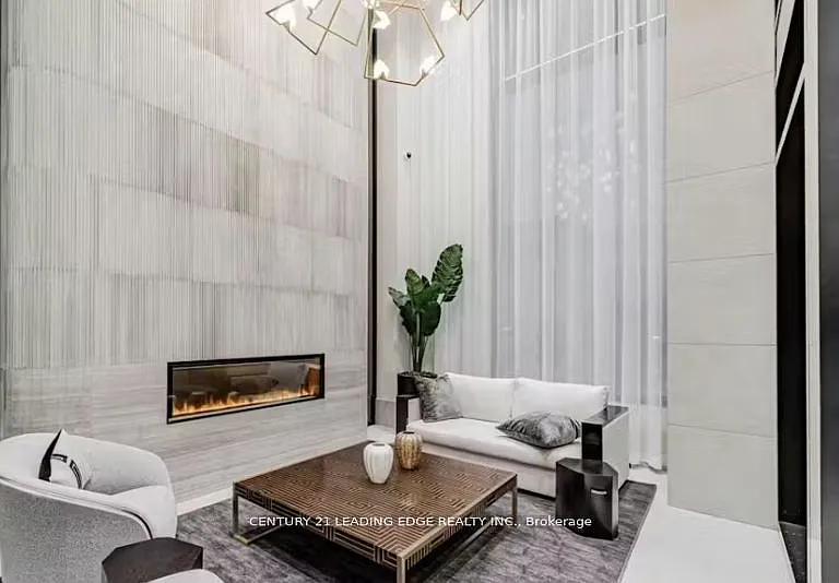 2020 Bathurst St #1006 — Photo 2