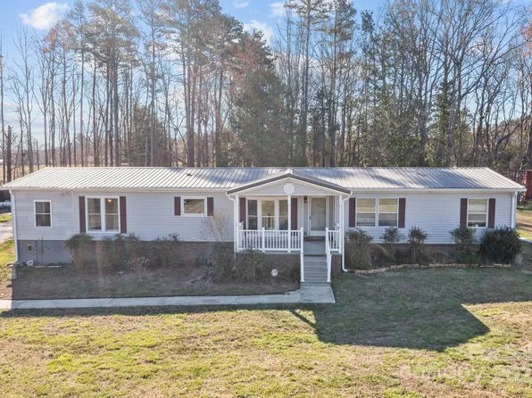 125 S Main St, Mooresboro, NC 28114